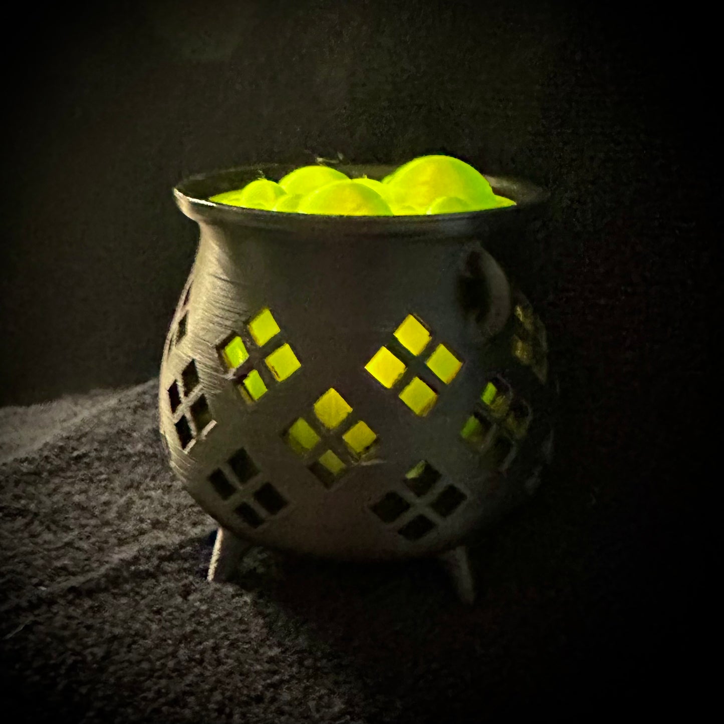 Super Cute 3-D Printed Kawaii Tealight Lamp